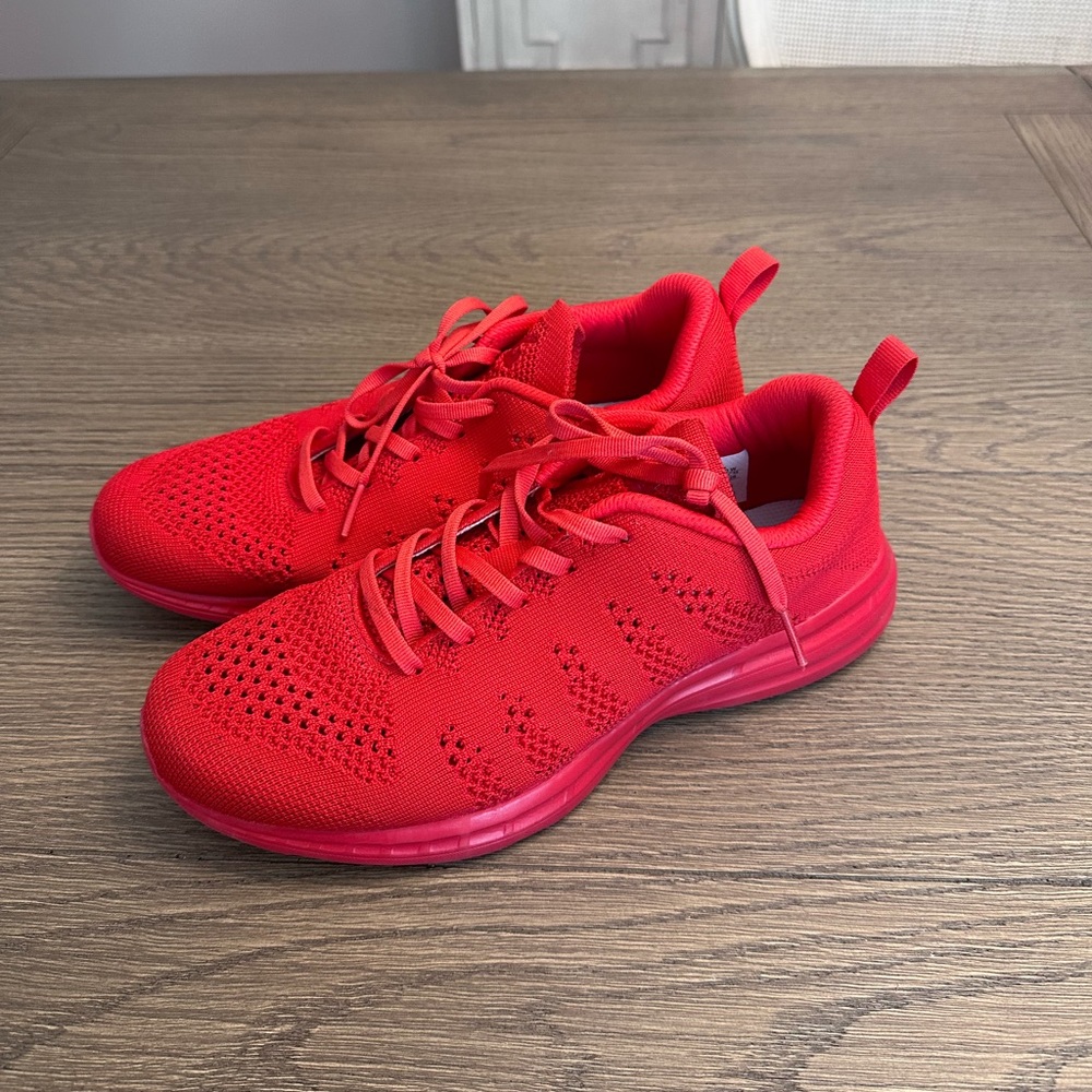APL Techloom Pro Shoes Women’s Size 9.5